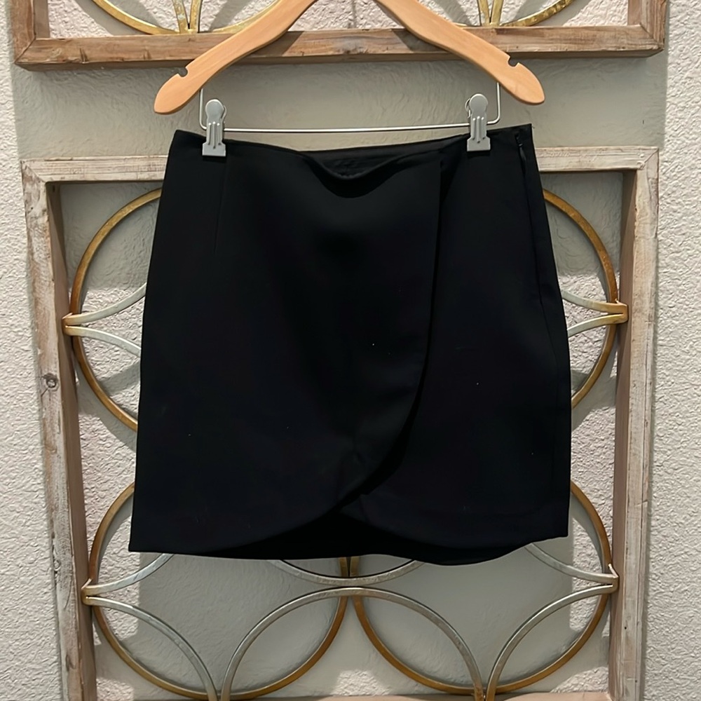 Black skirt
